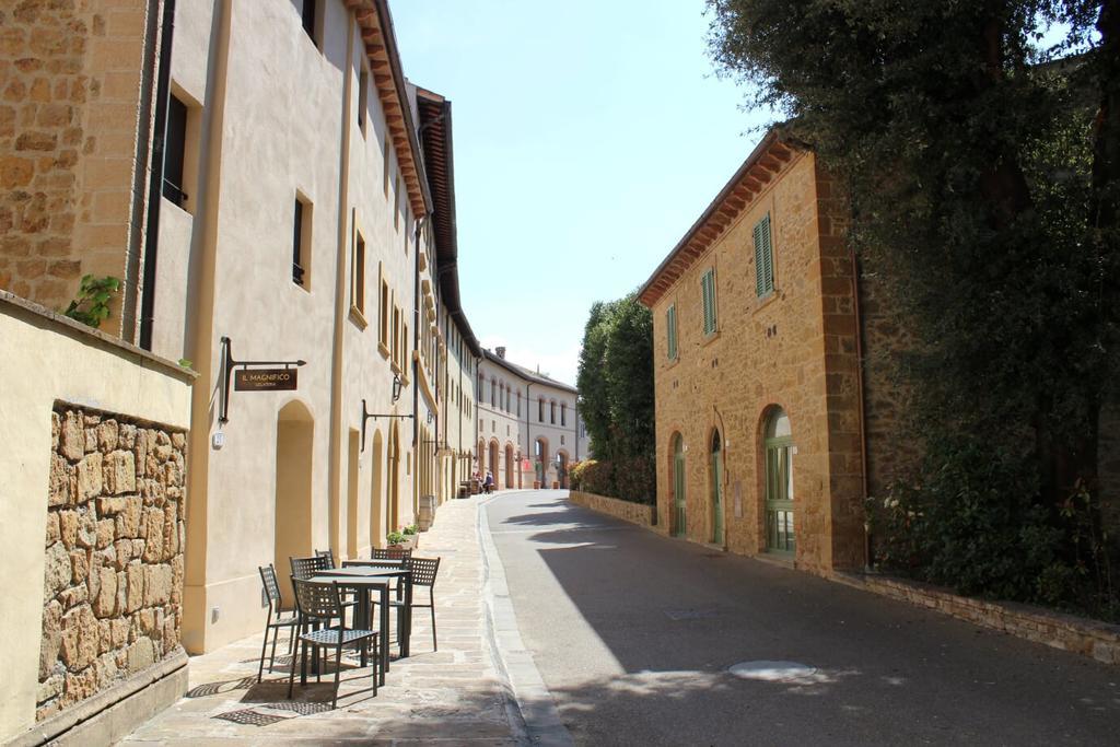 Virginio Castelfalfi Countryside Монтайоне Екстериор снимка