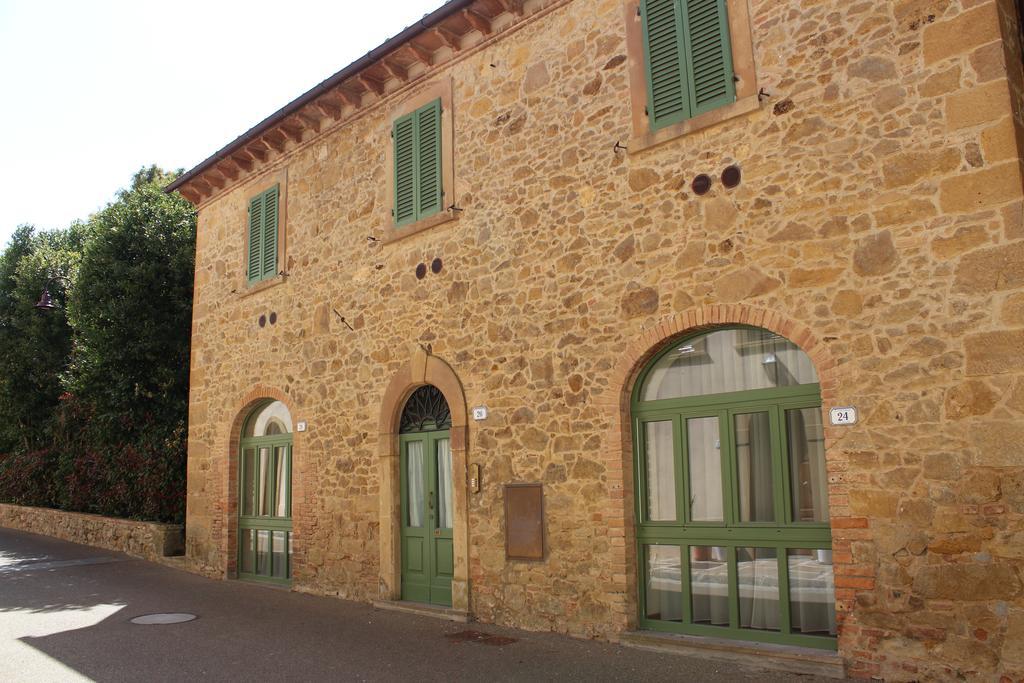 Virginio Castelfalfi Countryside Монтайоне Екстериор снимка