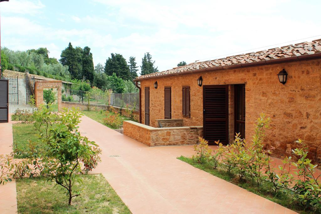 Virginio Castelfalfi Countryside Монтайоне Екстериор снимка