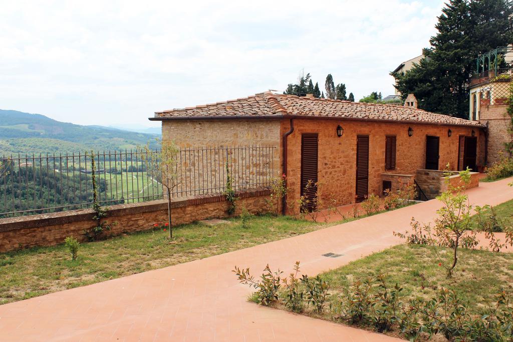 Virginio Castelfalfi Countryside Монтайоне Екстериор снимка