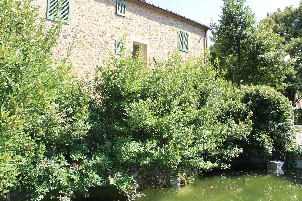 Virginio Castelfalfi Countryside Монтайоне Екстериор снимка