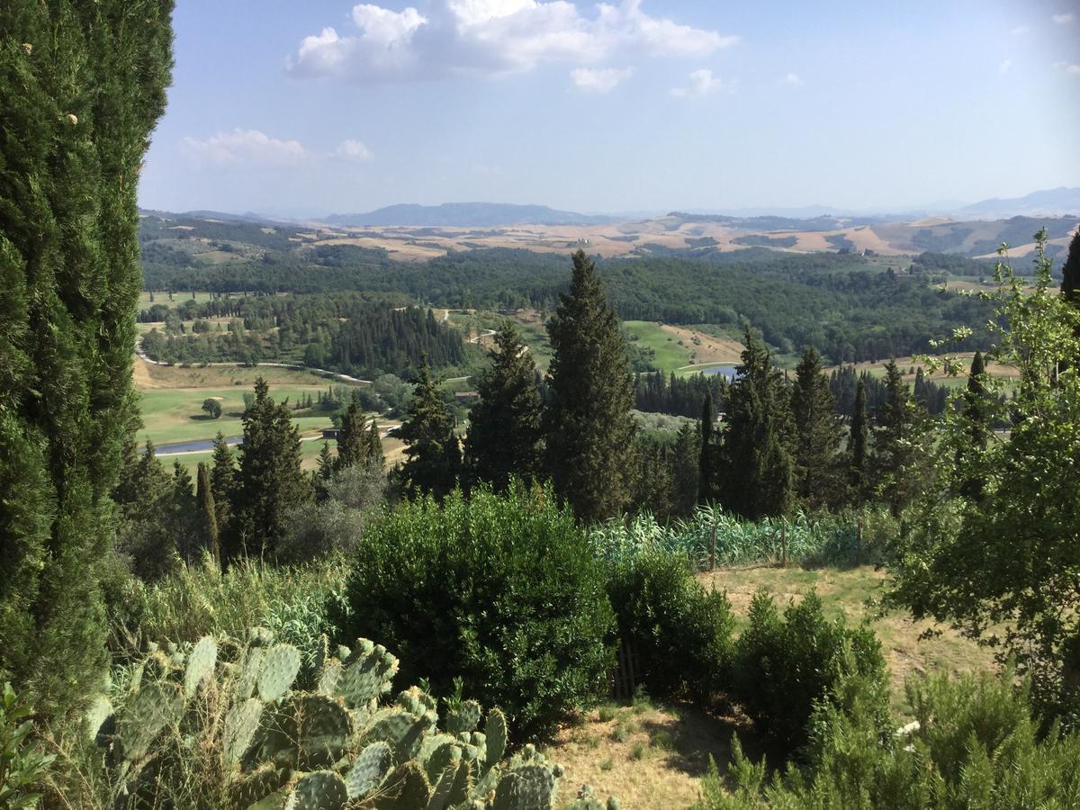 Virginio Castelfalfi Countryside Монтайоне Екстериор снимка